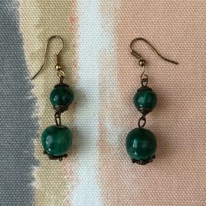 Vintage 1960s green malachite stone dangling earrings